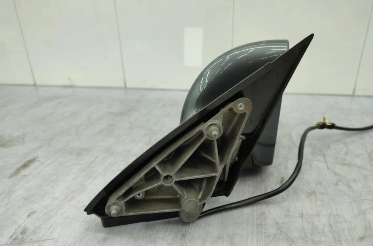Retroviseur exterieur manuel droit AUDI A4 2 AVANT PHASE 2 BREAK occasion