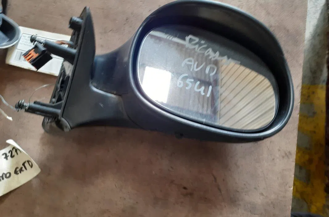 Retroviseur exterieur manuel droit Citroen XSARA PICASSO (N68) 1.6 hdi (2004-2011) 5 portes occasion