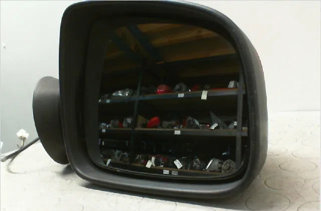 Retroviseur exterieur manuel droit DACIA SANDERO I Phase 1 06-2008--10-2012 1.4 MPI 75ch occasion