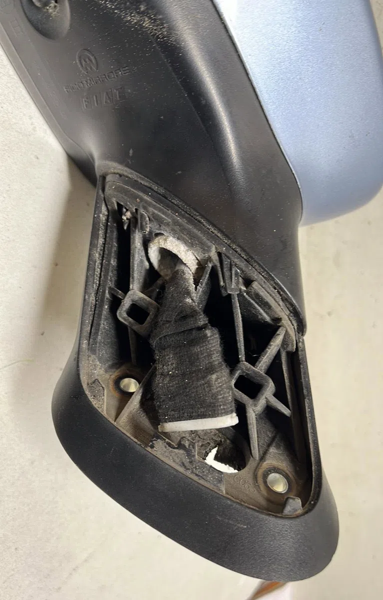Retroviseur exterieur manuel droit Fiat GRANDE PUNTO (199_) 1.4 (199axb11, 199axb1a, 199bxb1a, 199axl1a) (2005-2015) occ