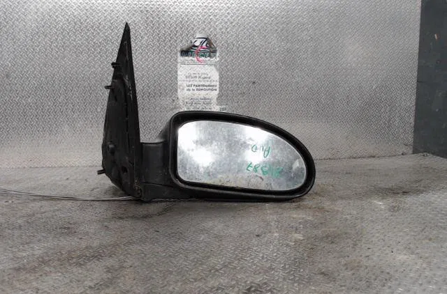 Retroviseur exterieur manuel droit FORD FOCUS 1  FOCUS 1 occasion