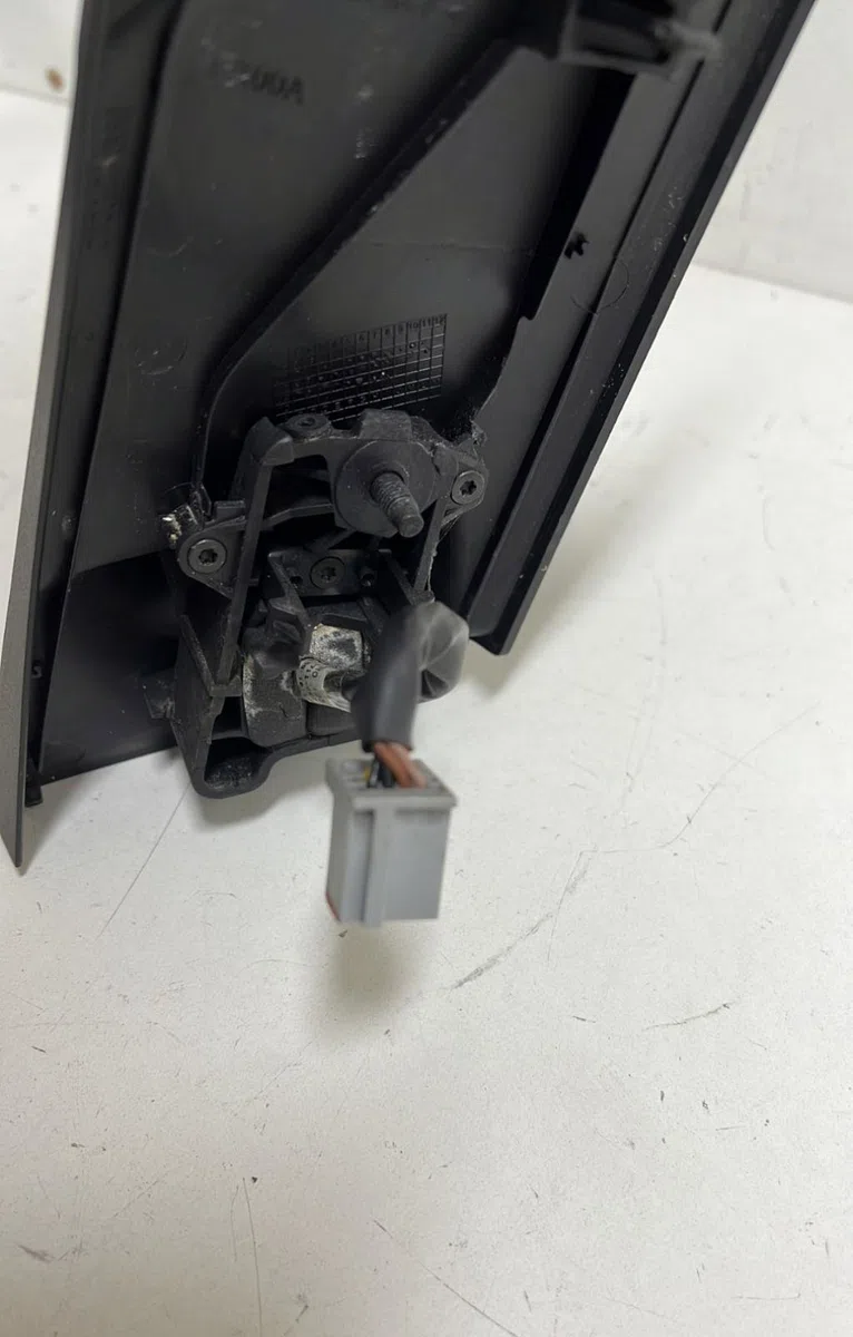Retroviseur exterieur manuel droit Ford FOCUS II Turnier (DA_, FFS, DS) 1.8 tdci (2004-2012) occasion