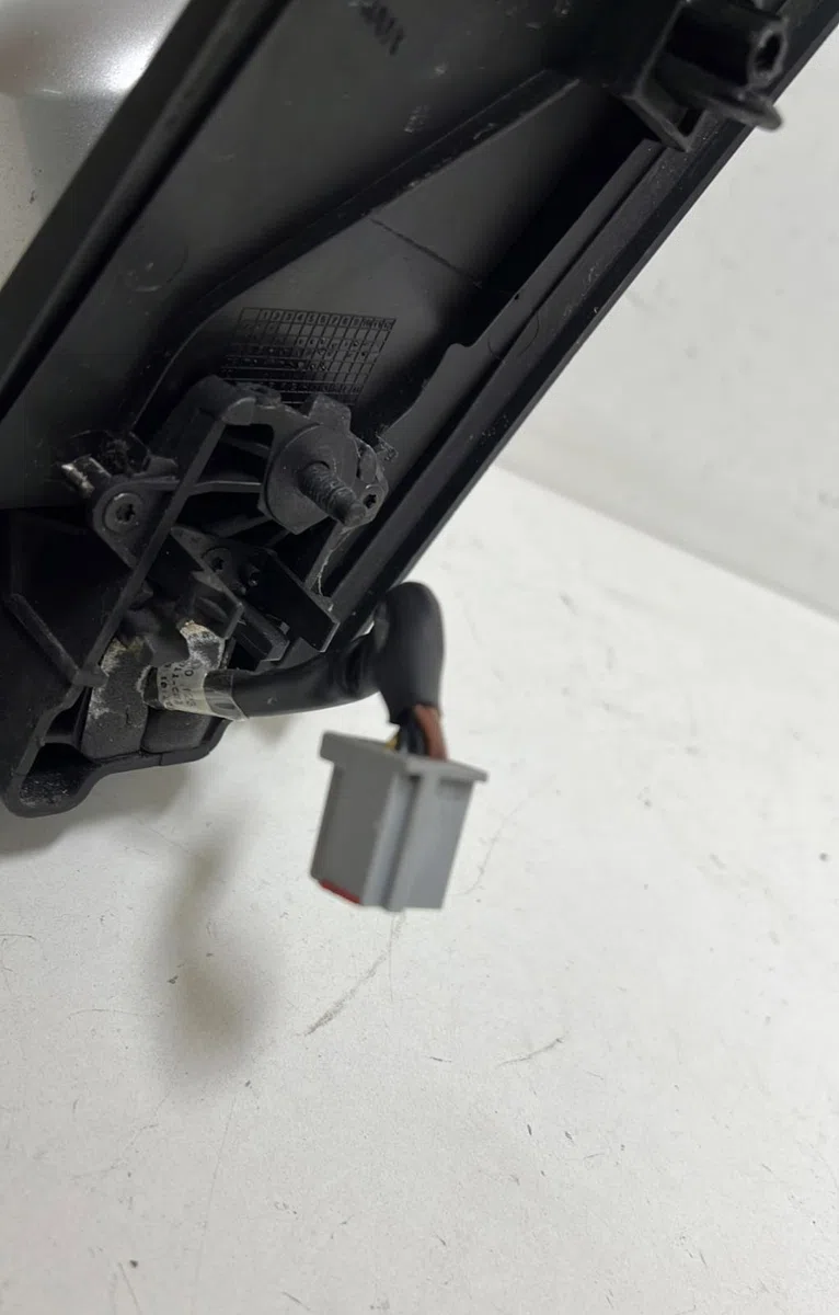 Retroviseur exterieur manuel droit Ford FOCUS II Turnier (DA_, FFS, DS) 1.8 tdci (2004-2012) occasion