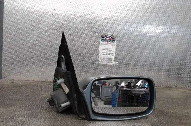 Retroviseur exterieur manuel droit FORD MONDEO 1  MONDEO 1 PHASE 2 occasion