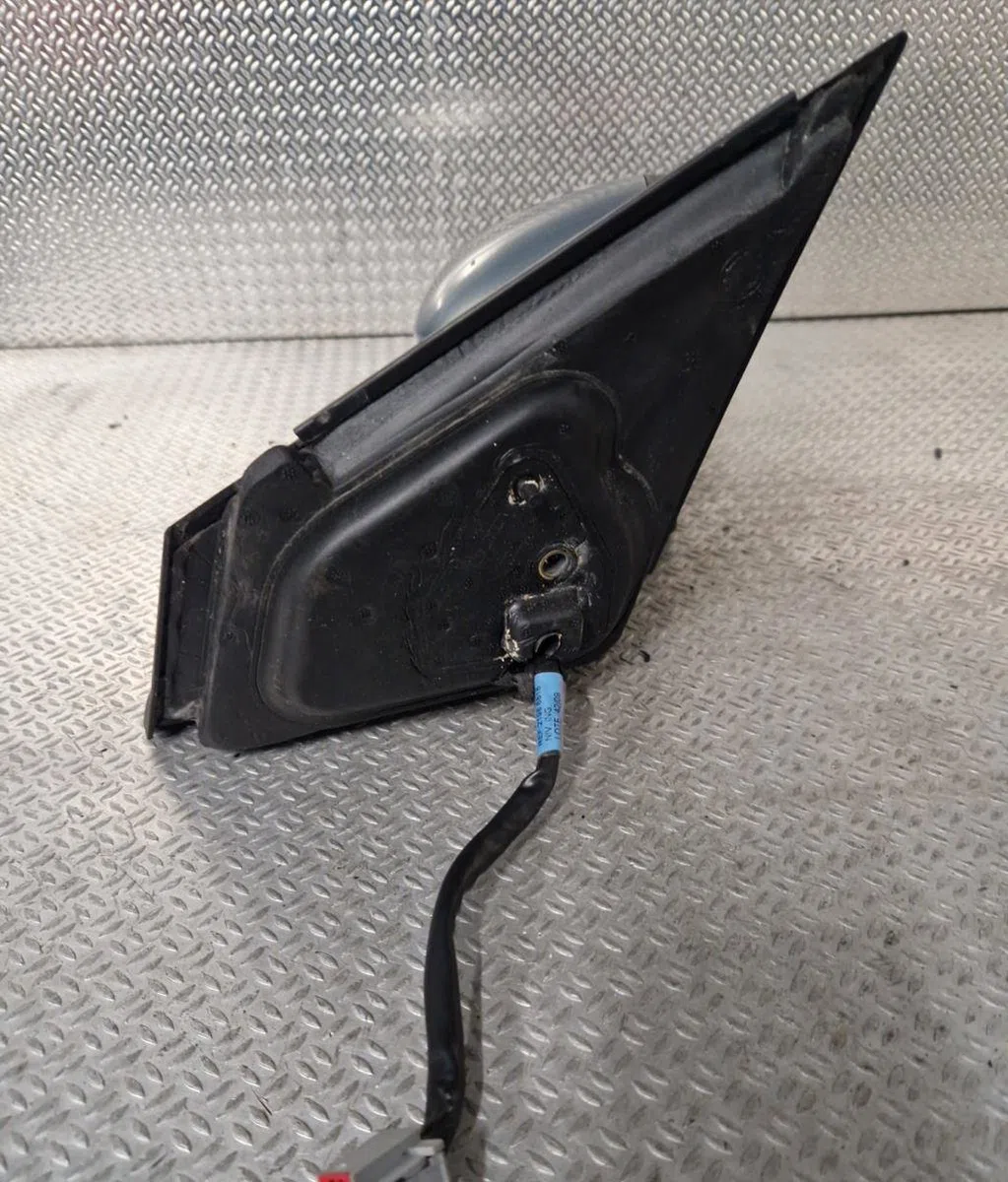 Retroviseur exterieur manuel droit FORD MONDEO 3  MONDEO 3 PHASE 1 BREAK occasion