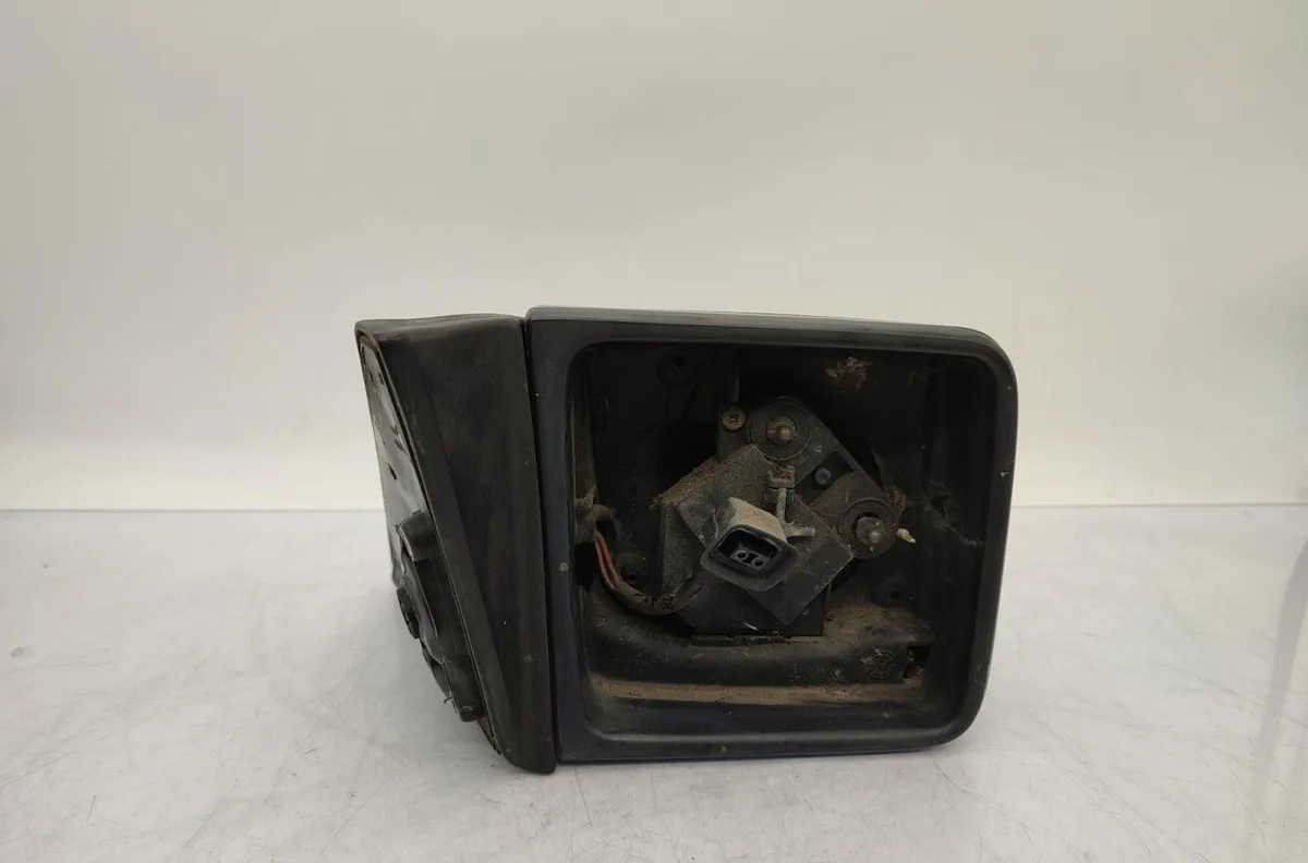 Retroviseur exterieur manuel droit MERCEDES 190 W201 PHASE 1 occasion
