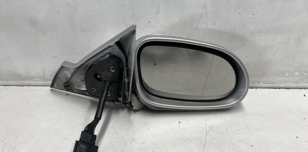 Retroviseur exterieur manuel droit MERCEDES CLASSE CLK 209 COUPE occasion