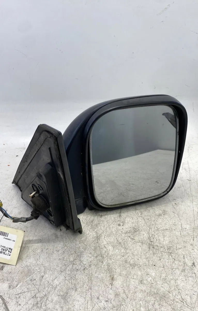 Retroviseur exterieur manuel droit MITSUBISHI PAJERO 3 PHASE 1 occasion