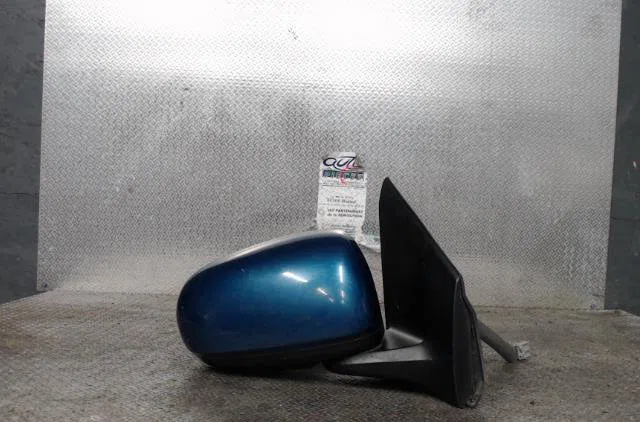 Retroviseur exterieur manuel droit NISSAN ALMERA TINO  ALMERA TINO PHASE 1 occasion