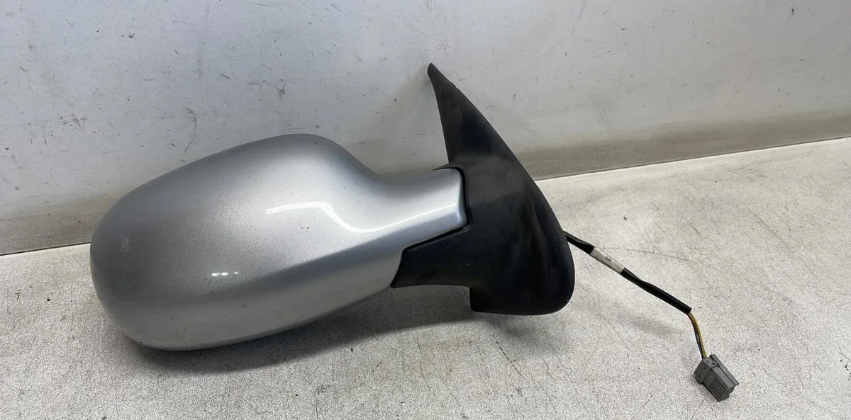 Retroviseur exterieur manuel droit Nissan MICRA III (K12) 1.5 dci (2003-2010) occasion