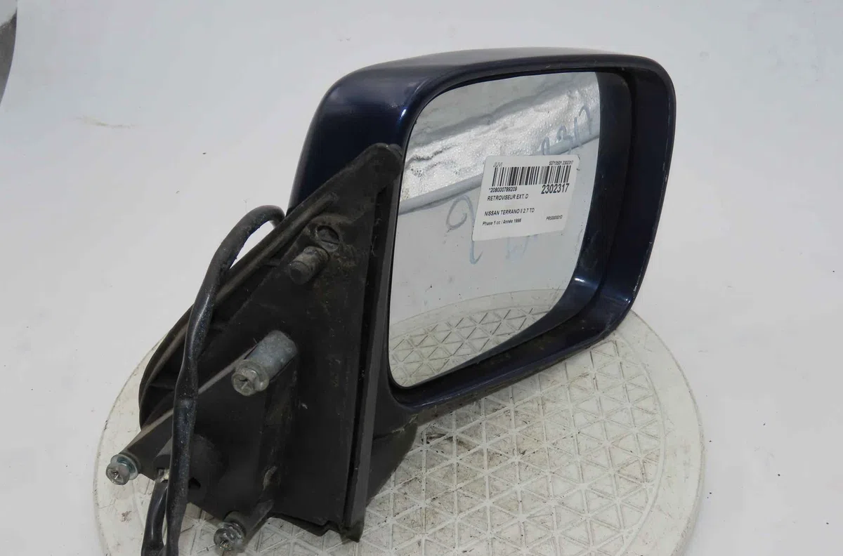 Retroviseur exterieur manuel droit NISSAN TERRANO II occasion