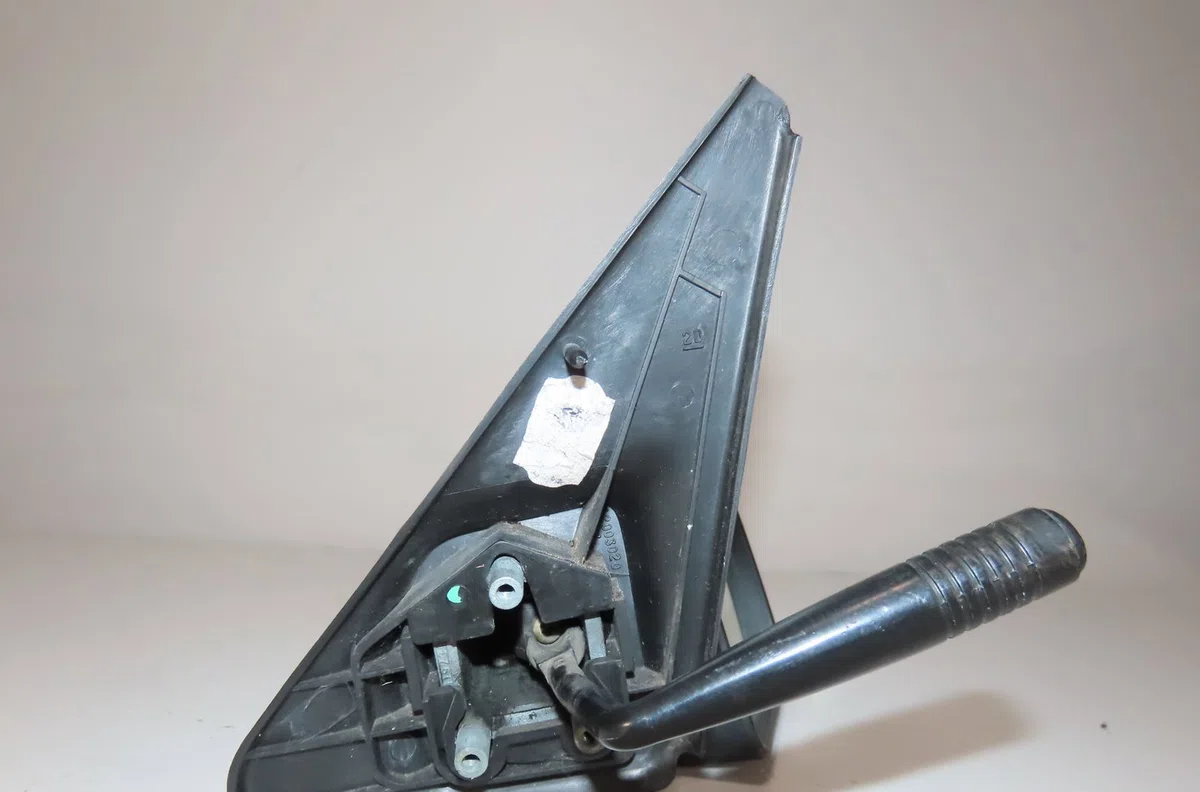 Retroviseur exterieur manuel droit PEUGEOT 205  1.8 D occasion