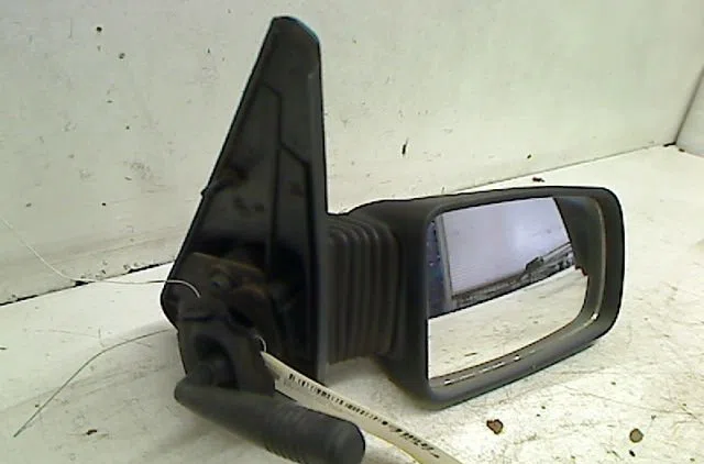Retroviseur exterieur manuel droit PEUGEOT 205 occasion