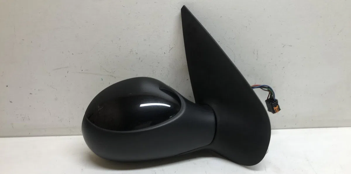Retroviseur exterieur manuel droit Peugeot 206 (2L_, 2M_) 1.4 i (2lkfwa, 2mkfwa) (2009-2013) 3 portes occasion