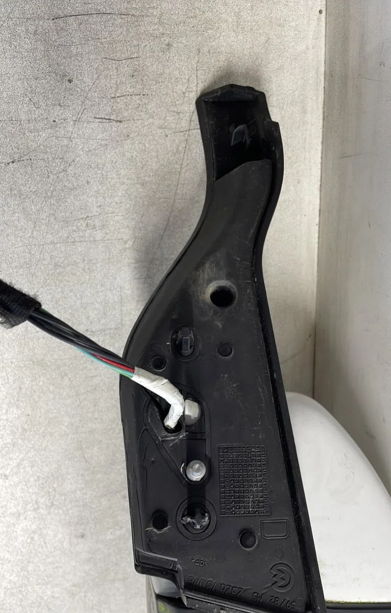 Retroviseur exterieur manuel droit Peugeot 208 I (CA_, CC_) 1.5 bluehdi 100 (2018) occasion