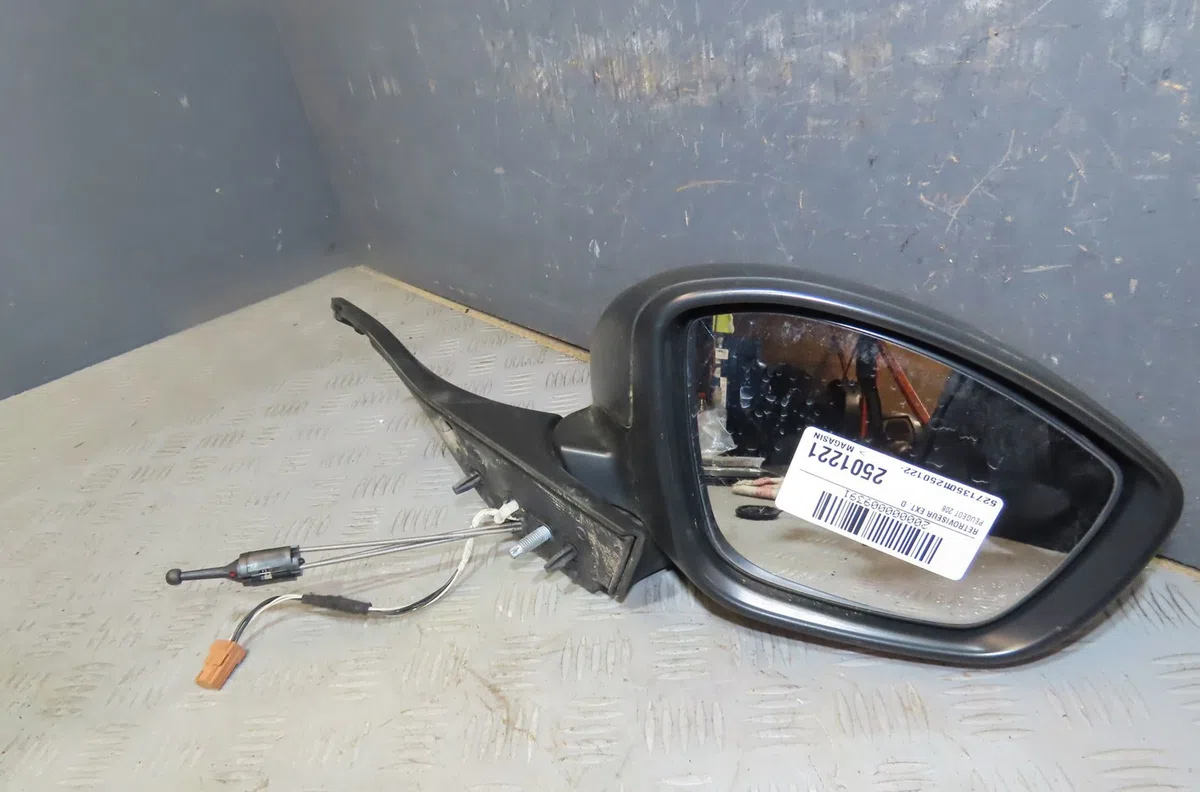 Retroviseur exterieur manuel droit Peugeot 208 I (CA_, CC_) 1.6 hdi (2012) 5 portes occasion