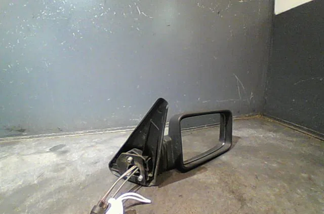 Retroviseur exterieur manuel droit PEUGEOT 309 Phase 1 10-1985--06-1989 occasion