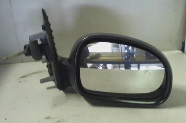 Retroviseur exterieur manuel droit PEUGEOT 406 1998 occasion