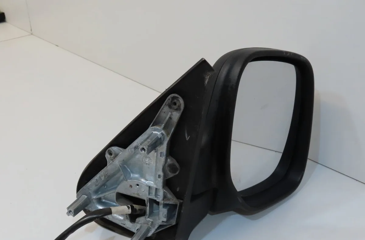 Retroviseur exterieur manuel droit Peugeot PARTNER Monospace (5_, G_) 2.0 hdi (2000-2008) 3 portes occasion