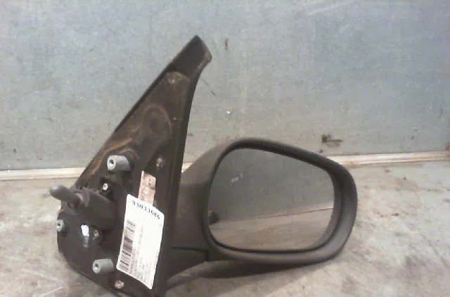 Retroviseur exterieur manuel droit RENAULT CLIO II 1998 occasion