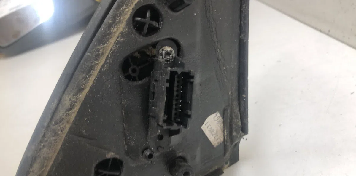 Retroviseur exterieur manuel droit Renault CLIO II (BB_, CB_) 1.2 16v (bb05, bb0w, bb11, bb27, bb2t, bb2u, bb2v, cb05,..