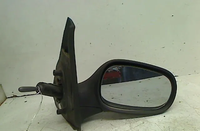 Retroviseur exterieur manuel droit Renault CLIO II Camionnette - 3-5 portes (SB0-1-2_) 1.9 d (sb0r) (1999-2000) occasion