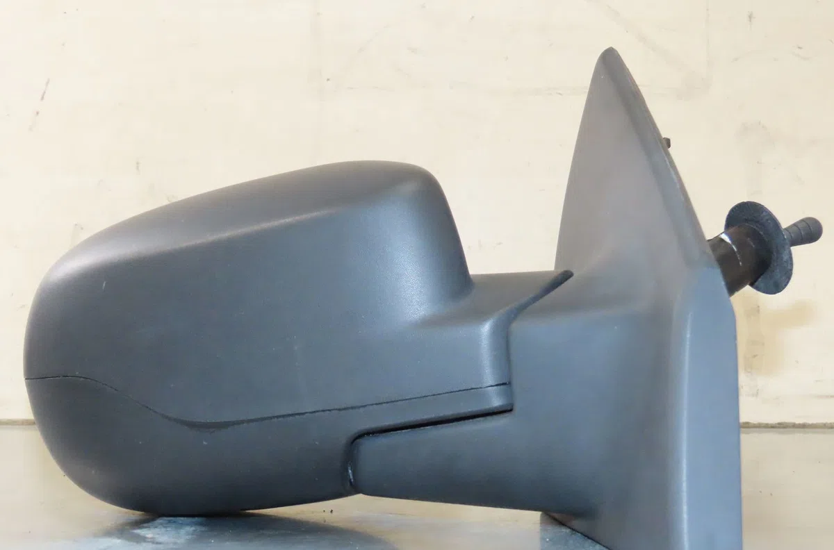 Retroviseur exterieur manuel droit Renault CLIO III (BR0-1, CR0-1) 1.2 16v (br0r, br1d, br1l, cr0r) (2005-2014) occasion
