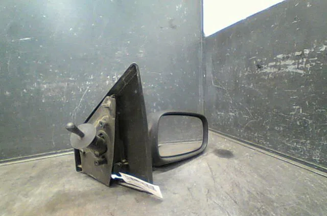 Retroviseur exterieur manuel droit Renault CLIO III (BR0-1, CR0-1) 1.5 dci (c-br0g, c-br1g) (2005-2012) 5 portes occasio