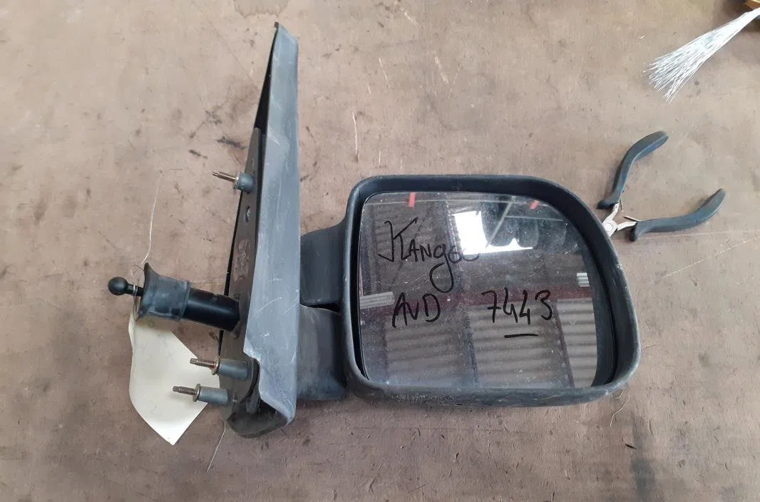 Retroviseur exterieur manuel droit RENAULT KANGOO 1 PHASE 1 occasion