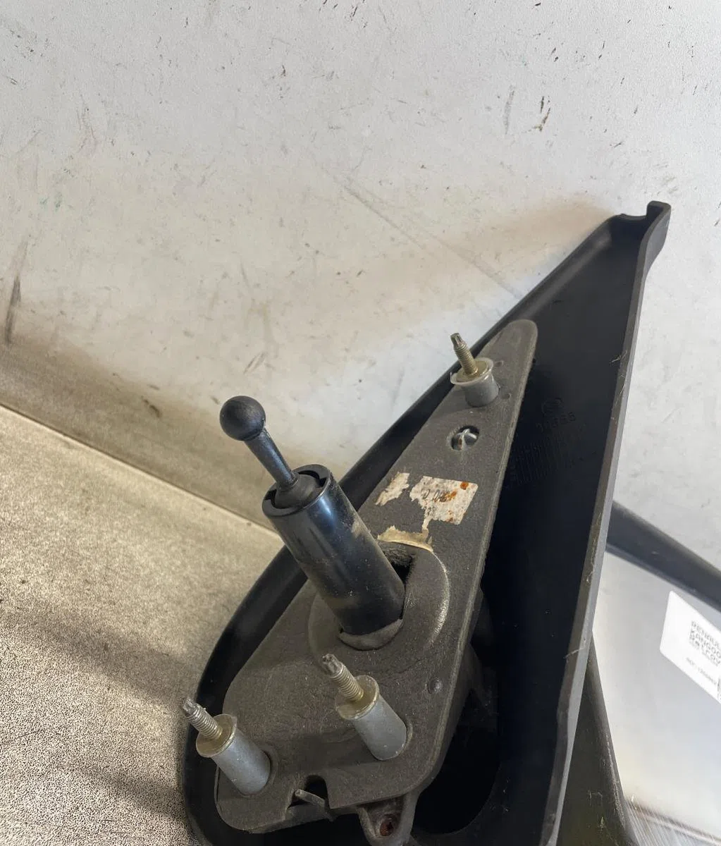 Retroviseur exterieur manuel droit Renault KANGOO Express (FC0-1_) D 65 1.9 (fc0e, fc02, fc0j, fc0n) (1997) 4 portes occ