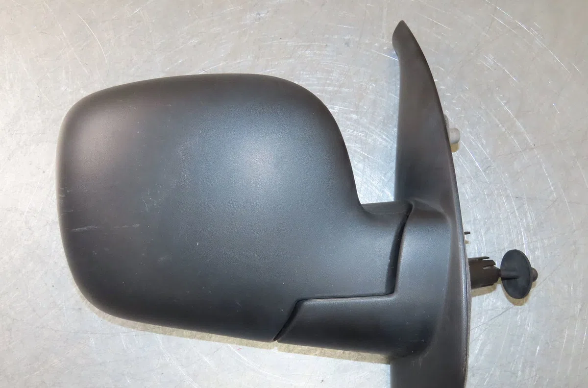 Retroviseur exterieur manuel droit Renault KANGOO Express (FW0-1_) 1.5 dci 70 (fw0a, kw0v) (2008) 4 portes occasion