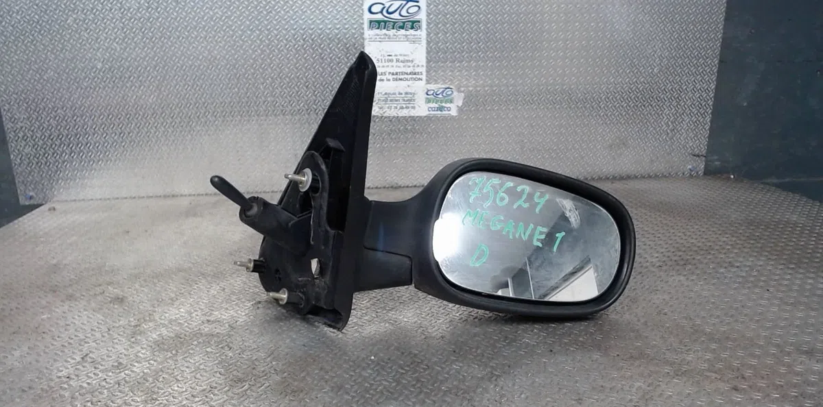 Retroviseur exterieur manuel droit RENAULT MEGANE 1  MEGANE 1 PHASE 2 occasion