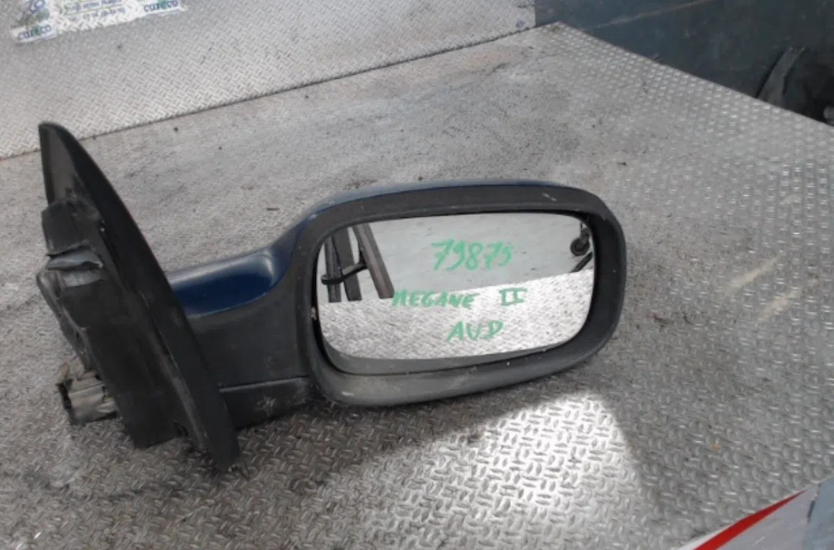 Retroviseur exterieur manuel droit RENAULT MEGANE 2  MEGANE 2 PHASE 1 occasion