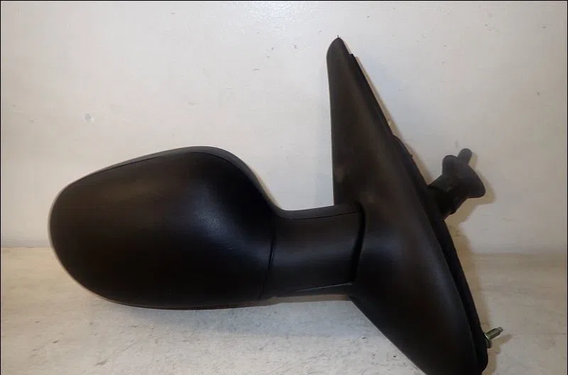 Retroviseur exterieur manuel droit Renault MEGANE I (BA0-1_) 1.6 e (ba0f, ba0s) (1996-1999) occasion