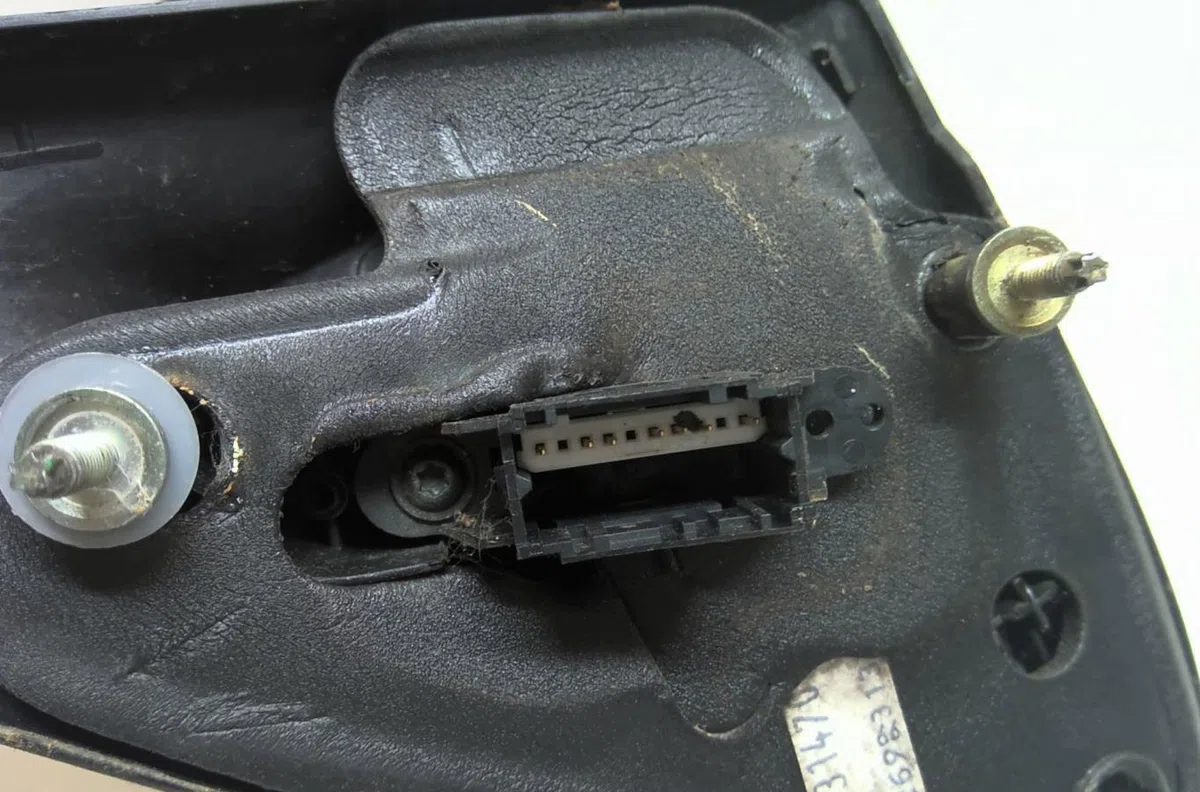 Retroviseur exterieur manuel droit Renault MEGANE I (BA0-1_) 1.9 dti (ba08, ba0n) (1997-2001) occasion