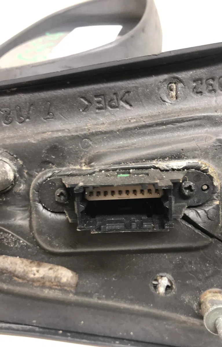 Retroviseur exterieur manuel droit Renault MEGANE Scenic (JA0-1_) 1.9 dt (ja0k, ja0y) (1997-1999) occasion