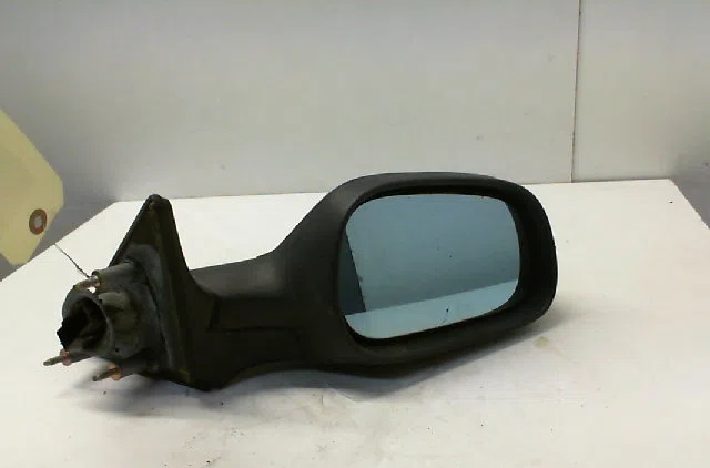 Retroviseur exterieur manuel droit RENAULT SAFRANE Phase 1 04-1992--09-1996 occasion