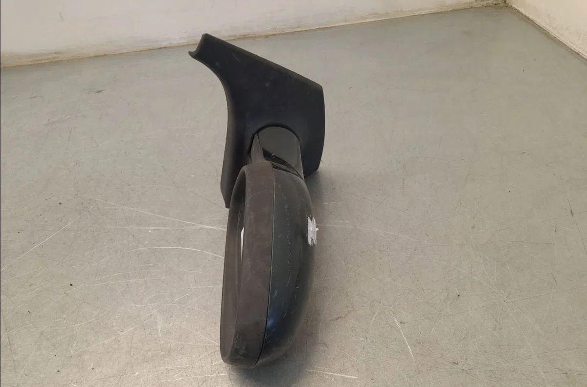 Retroviseur exterieur manuel droit RENAULT SCENIC I  1.9 DCI 100ch occasion