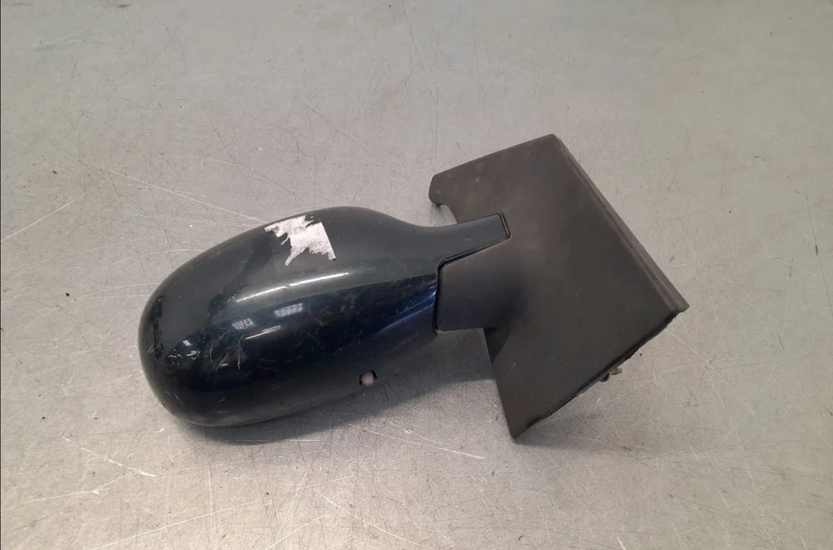 Retroviseur exterieur manuel droit RENAULT SCENIC I  1.9 DCI 100ch occasion