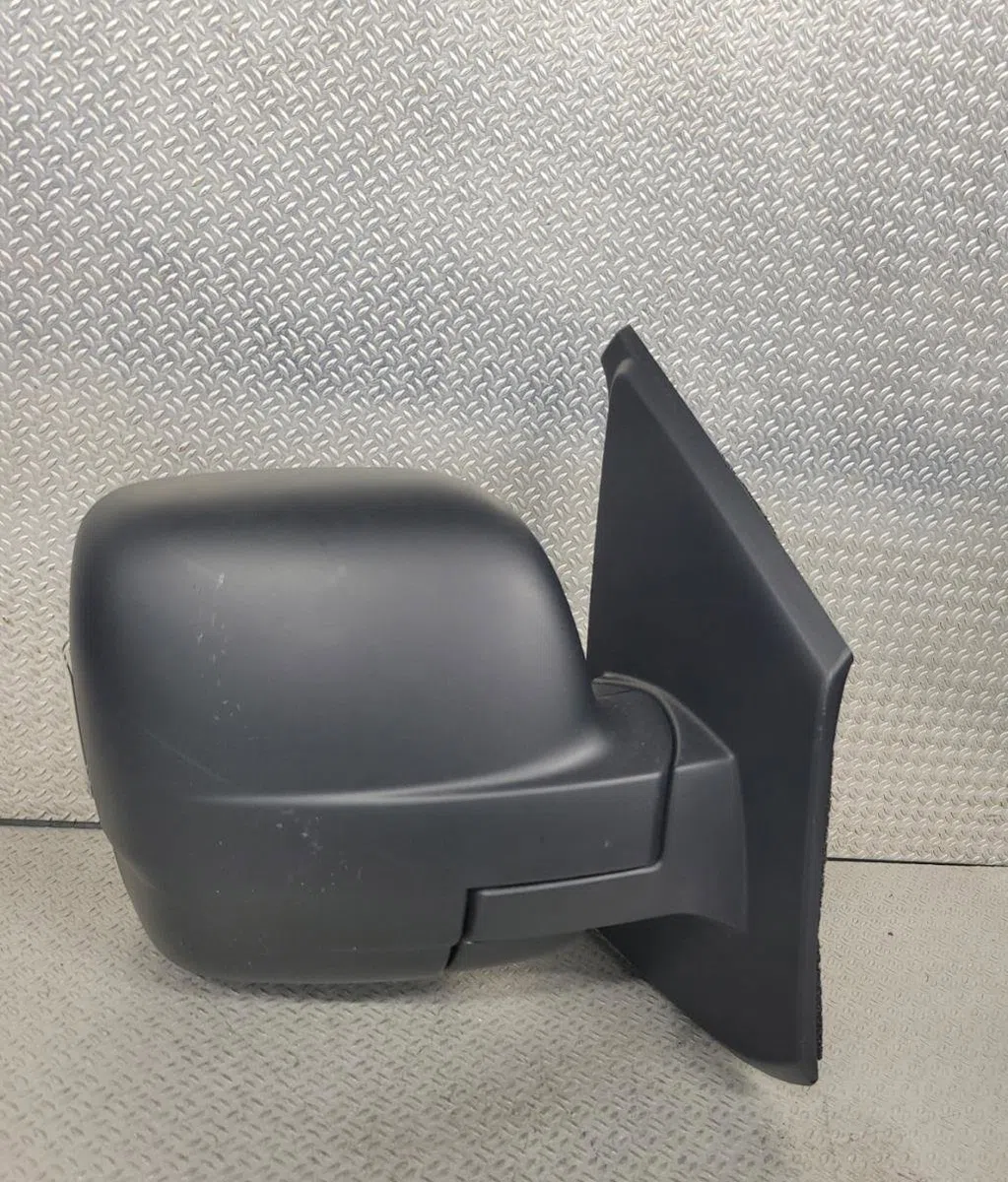 Retroviseur exterieur manuel droit RENAULT TRAFIC 3  0 occasion