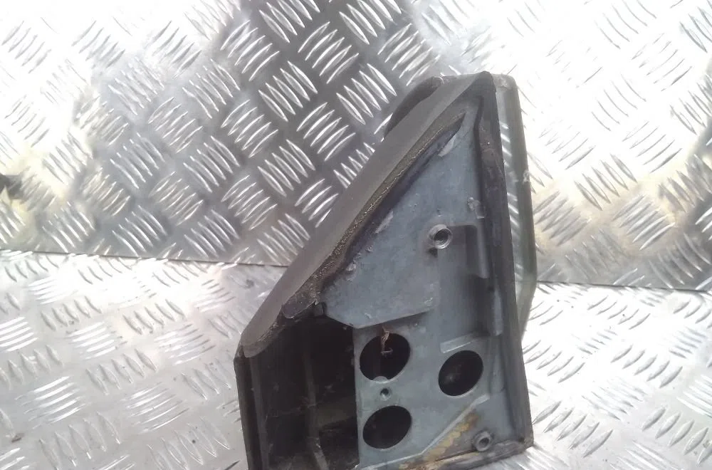 Retroviseur exterieur manuel droit Renault TRAFIC Camionnette (T1, T3, T4, T2) 1.6 4x4 (1985-1986) occasion