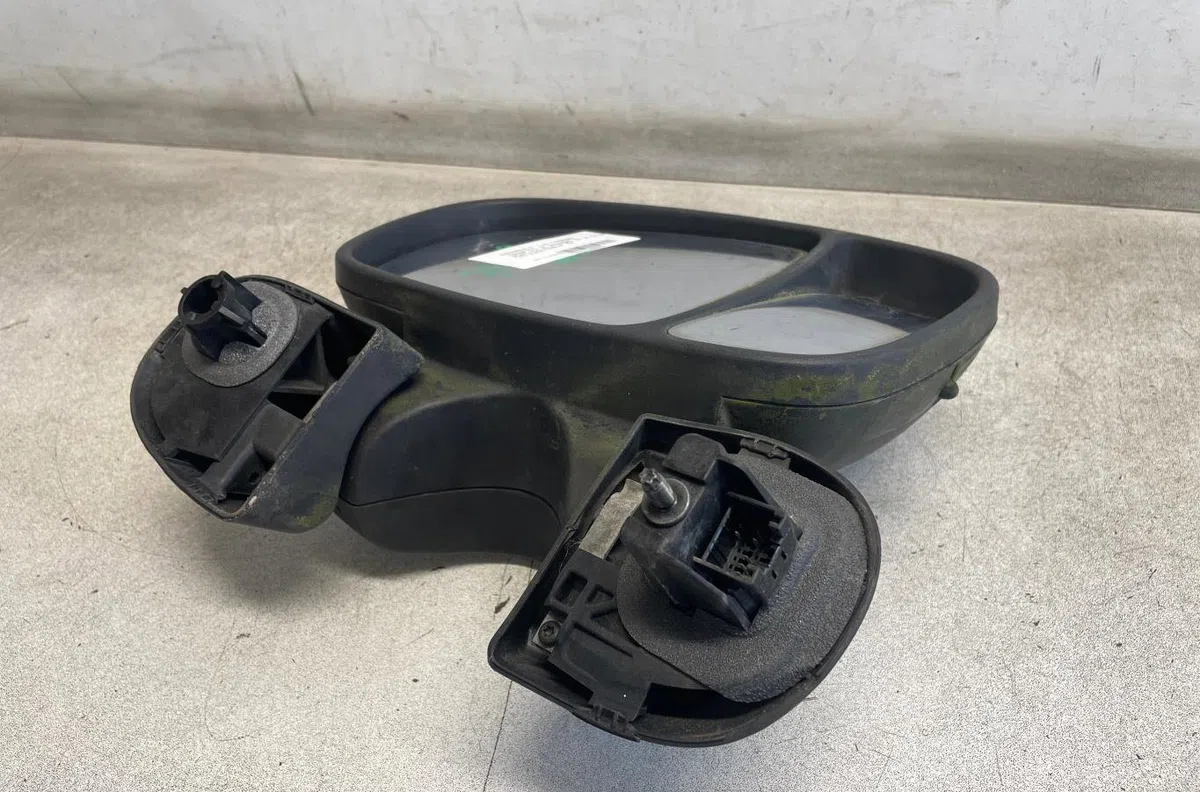 Retroviseur exterieur manuel droit Renault TRAFIC II Camionnette (FL) 2.0 dci 115 (fl01, fl0u) (2006) occasion