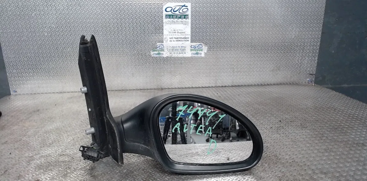 Retroviseur exterieur manuel droit Seat ALTEA (5P1) 1.9 tdi (2004) 5 portes occasion