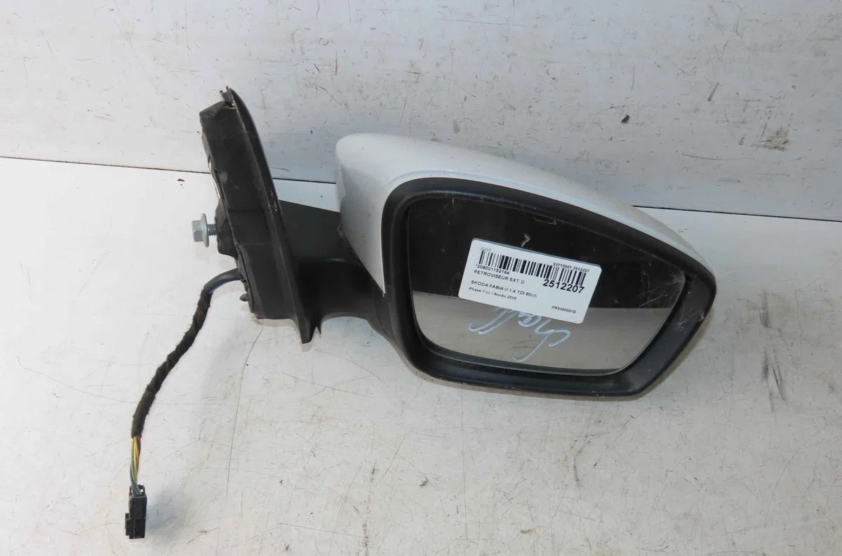 Retroviseur exterieur manuel droit SKODA FABIA III occasion