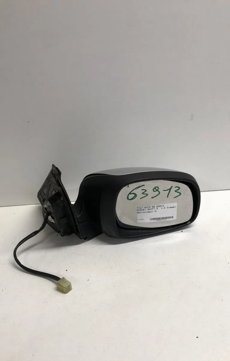 Retroviseur exterieur manuel droit Suzuki SWIFT III (MZ, EZ) 1.3 ddis (rs 413d) (2005) 5 portes occasion