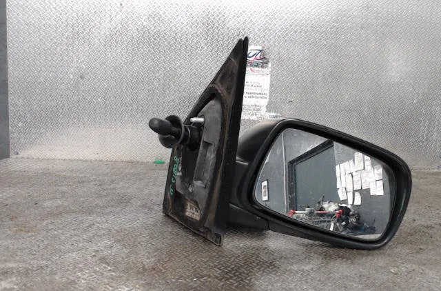 Retroviseur exterieur manuel droit TOYOTA YARIS 1  YARIS 1 PHASE 1 occasion