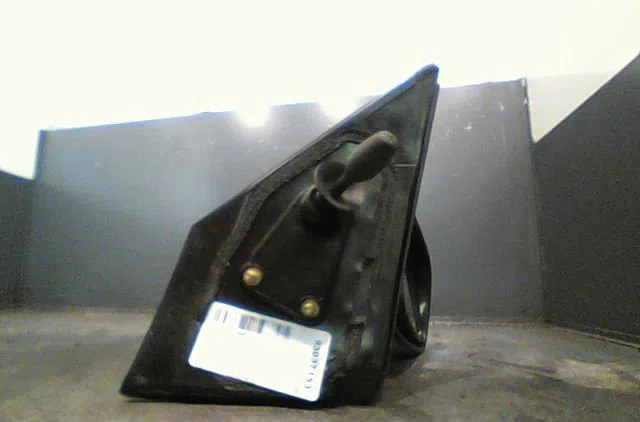 Retroviseur exterieur manuel droit TOYOTA YARIS 2001 occasion