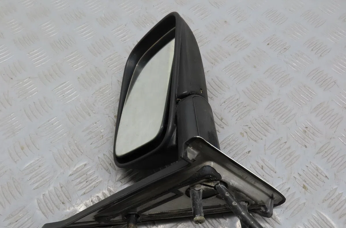 Retroviseur exterieur manuel droit Volkswagen GOLF II (19E, 1G1) 1.6 (1986-1992) occasion