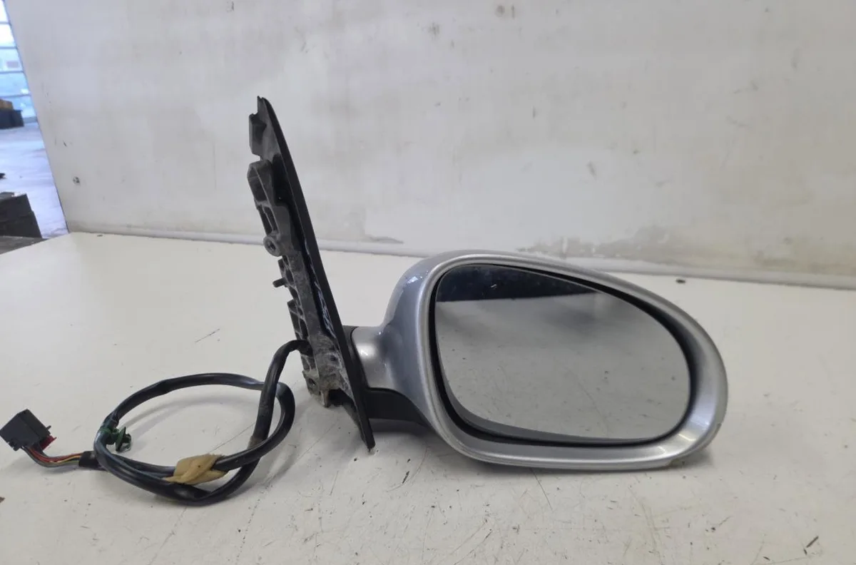 Retroviseur exterieur manuel droit VOLKSWAGEN GOLF PLUS PHASE 1 occasion
