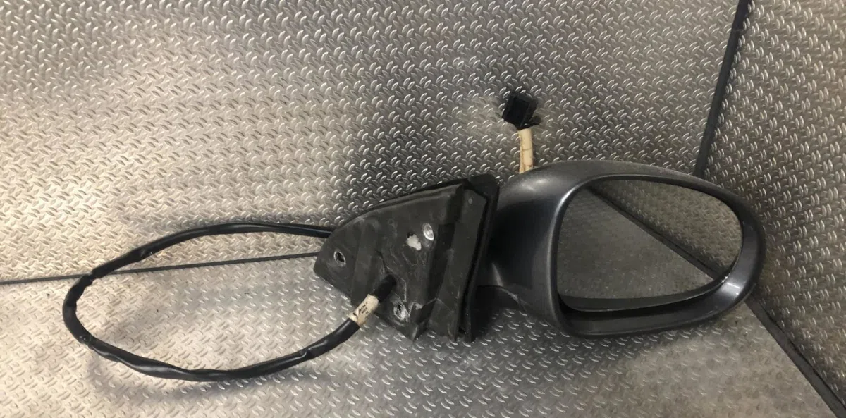 Retroviseur exterieur manuel droit VOLKSWAGEN JETTA 3  JETTA 3 occasion